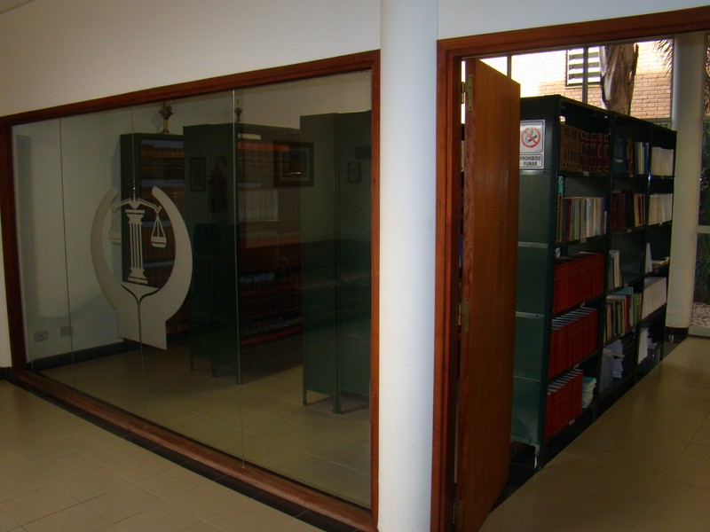 Imagen histórica del Colegio de Abogados